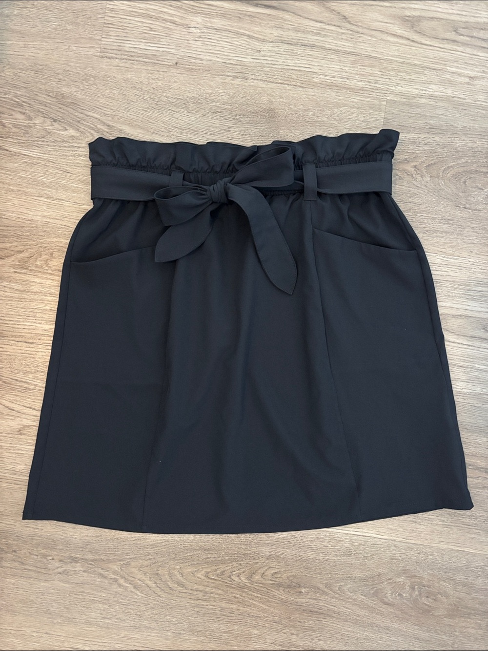 New Mondetta Performance Luxury Paperbag Tie Waist Black Mini Skirt